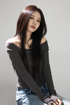 Hyemi - Model - Liliana Models