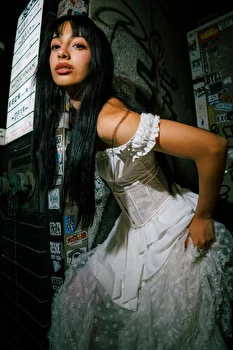 ヤラ - Liliana Models