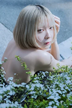 黒瀬ゆら - Liliana Models