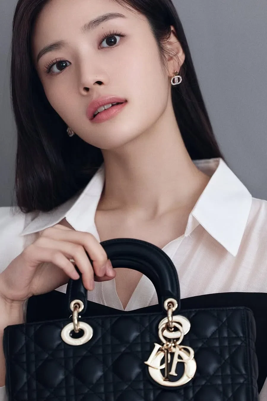 Photo 2 is for ダビン.