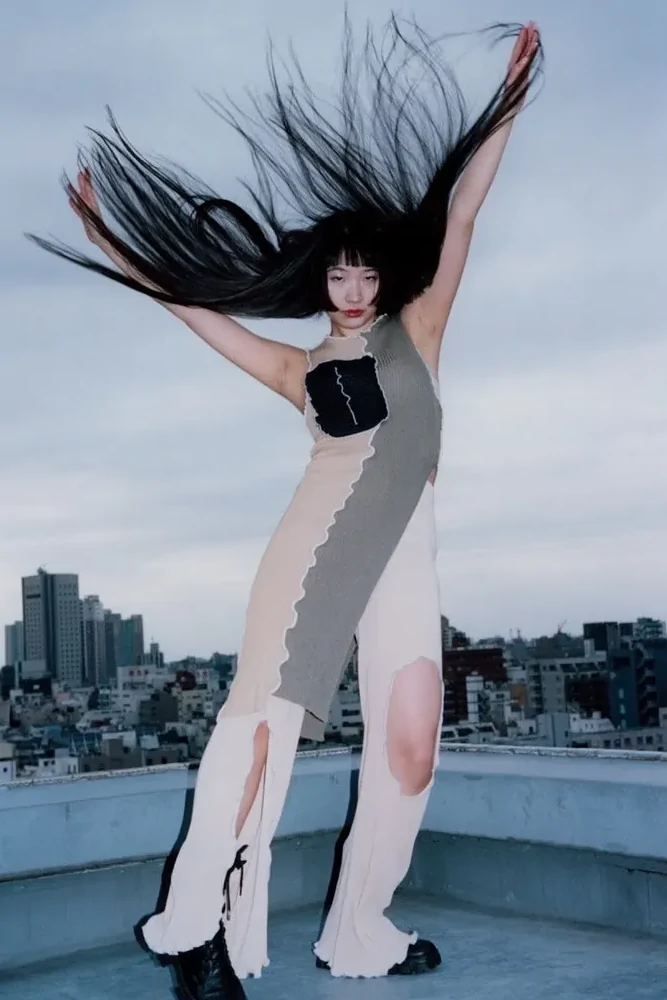 Photo 3 is for 佳奈.