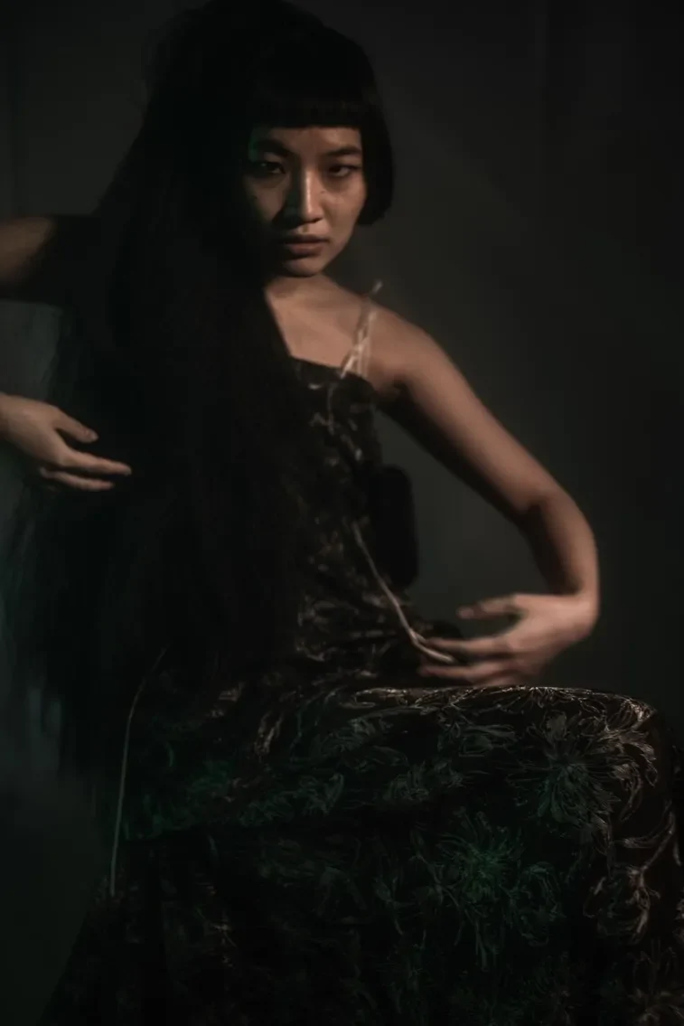 Photo 1 is for 佳奈.