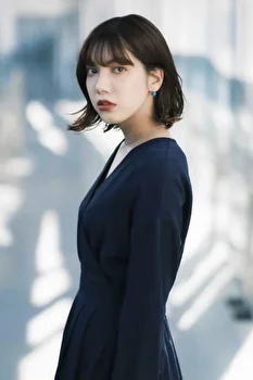 マナ - Liliana Models