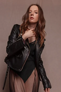 Yulia - Model - Liliana Models