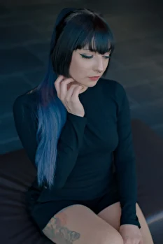 サーラ - Liliana Models