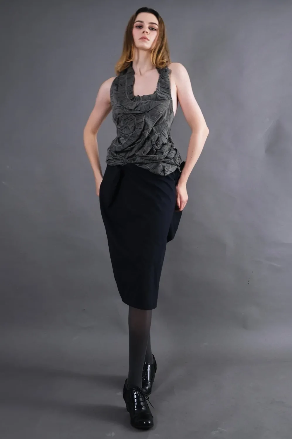 Photo 2 is for サーシャ.