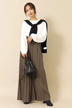 マホ - インフルエンサー - Liliana Models
