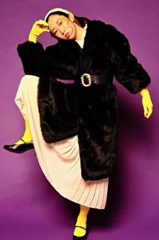 真央 - Liliana Models