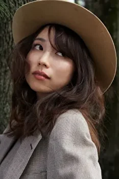 令賀 - ナレーター／声優 - Liliana Models