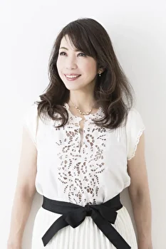 由美 - Liliana Models