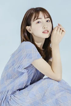 恵美 - Liliana Models